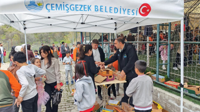 Belediyemiz tarafından çocuklarımıza ikramlık dağıtıldı
