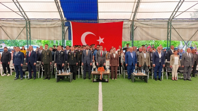 ÇEMİŞGEZEK'TE 19 MAYIS COŞKUSU