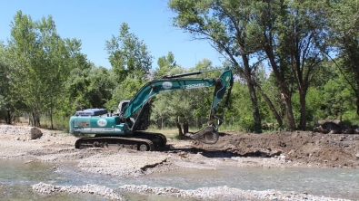 TAĞAR ÇAYINDA ÇEVRE DÜZENLEMESİ YAPILDI