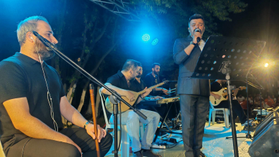 Tekya Aile Çay Bahçesinde Emrah Güllü konseri