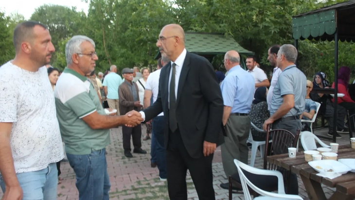 BAŞKAN YILDIZ AŞURE GÜNÜNDE VATANDAŞLARLA BİR ARAYA GELDİ