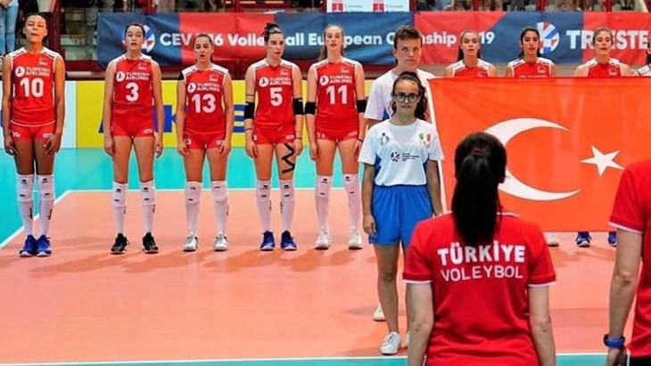 Başkan YILDIZ'DAN 16 Yaş Altı Kız Voleybol Milli Takımı Avrupa Şampiyonuna tebrik mesajı