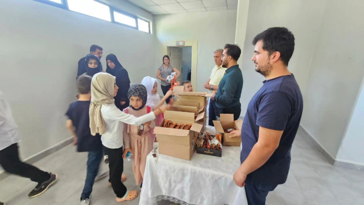 Kur'an kursu kapanış programında çocuklarımıza dondurma ikram ettik