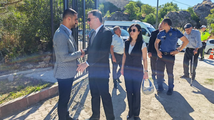 Başkan Somyürek Kırklar Cem Evinde düzenlenen Hz Hüseyin'i Anma programına katıldı
