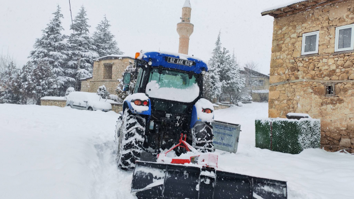 Karla mücadele çalışması devam ediyor