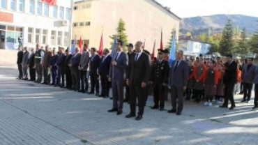 ÇEMİŞGEZEK'TE ''10 KASIM ATATÜRK'Ü ANMA PROGRAMI DÜZENLENDİ