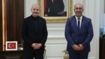 BAŞKANIN RESİMLERİ