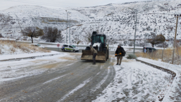 Kar temizleme ve tuzlama çalışmalarımız