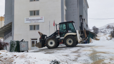 Kar temizleme ve tuzlama çalışmalarımız