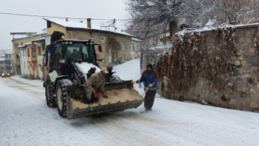 Kar temizleme ve tuzlama çalışmalarımız