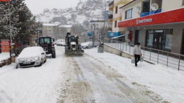 Kar temizleme ve tuzlama çalışmalarımız