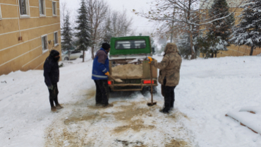 Kar temizleme ve tuzlama çalışmalarımız