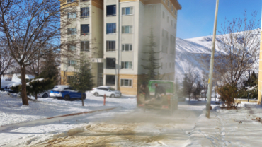 Kar temizleme ve tuzlama çalışmalarımız