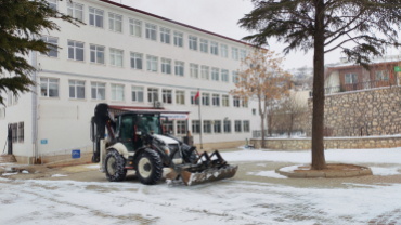Kar temizleme ve tuzlama çalışmalarımız