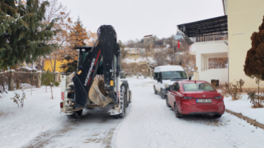 Kar temizleme ve tuzlama çalışmalarımız