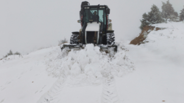 Kar temizleme ve tuzlama çalışmalarımız