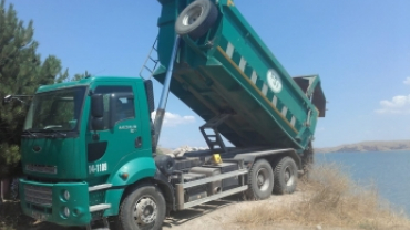 Çemişgezek Feribot iskelesinde bakım çalışması