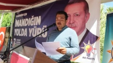 AK PARTİ İLÇE BAŞKANI İBRAHİM ENES SOMYÜREK GÜVEN TAZELEDİ