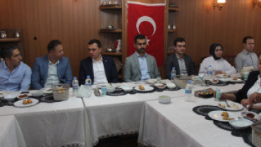KAYMAKAM ZOR'A VEDA YEMEĞİ