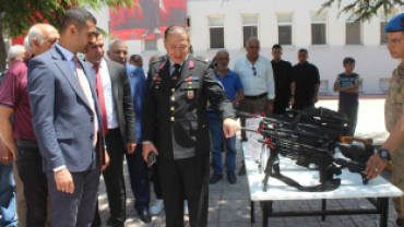 BAŞKAN SOMYÜREK JANDARMA PERSONELİNİN KURULUŞ YIL DÖNÜMÜ PROGRAMINA KATILDI