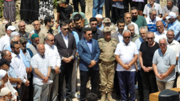 Cihangir köyünde inşa edilen yeni cami dualarla açıldı