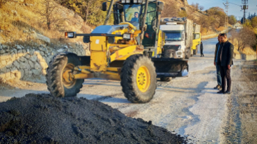 Mescit Mahallesinde asfaltlama çalışması yapıldı