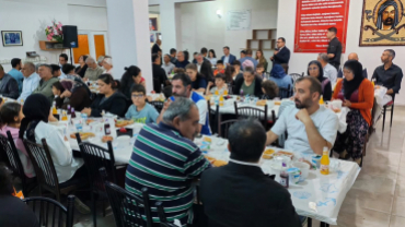 Başkanımız Kırklar Cem Evinde düzenlenen iftar programına katıldı
