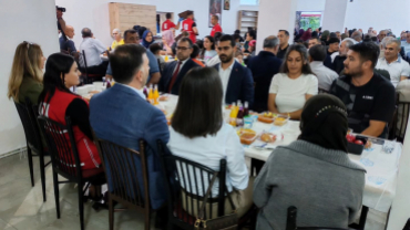 Başkanımız Kırklar Cem Evinde düzenlenen iftar programına katıldı
