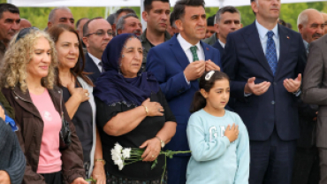 Başkan Somyürek Cem Evi açılış programına katıldı