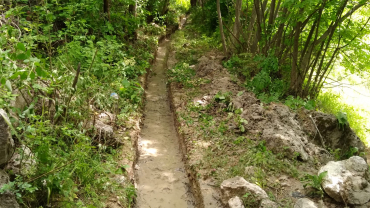 BELEDİYEMİZ TARAFINDAN BAHÇE SULAMA KANAL TEMİZLİK ÇALIŞMALARI BAŞLADI