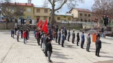 18 MART ÇANAKKALE HAFTASI ÇEMİŞGEZEK'TE DÜZENLENEN TÖRENLE KUTLANDI