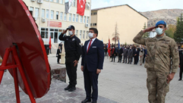 29 EKİM CUMHURİYET BAYRAMI ÇELENK SUNMA PROGRAMI