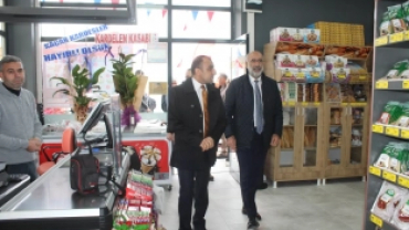 BAŞKAN YILDIZ SEÇ MARKET AÇILIŞINA KATILDI