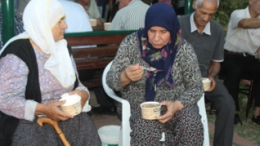 BAŞKAN YILDIZ HZ HÜSEYİN'İ ANMA VE AŞURE PROGRAMINA KATILDI