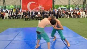 19 MAYIS ATATÜRK'Ü ANMA VE GENÇLİK SPOR BAYRAMI İLÇEMİZDE COŞKU İÇİNDE KUTLANDI