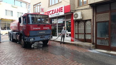 Ramazan Bayramı öncesi kapsamlı temizlik çalışması yapıldı