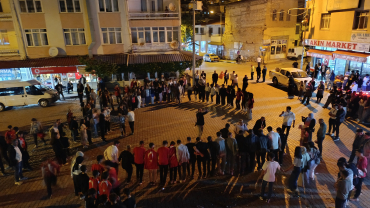 BAŞKAN SOMYÜREK FENER ALAYI YÜRÜYÜŞÜNE KATILDI