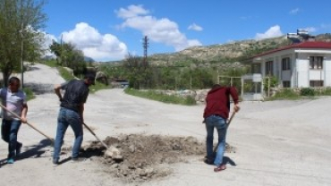 Yollarda bakım ve onarım çalışması