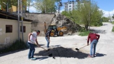 Yollarda bakım ve onarım çalışması