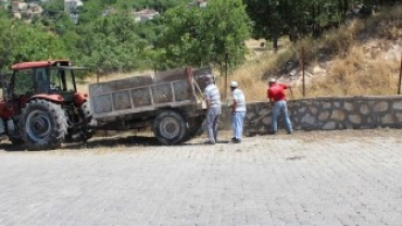 Hastane çevresi ve yollarda temizlik çalışması