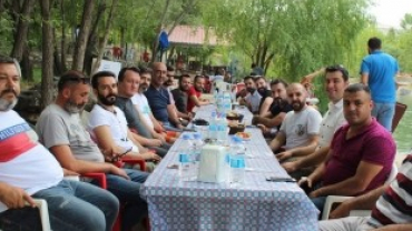 ÇEMİŞGEZEK 18.DUT VE PEYNİR FESTİVALİ COŞKUYLA KUTLANDI