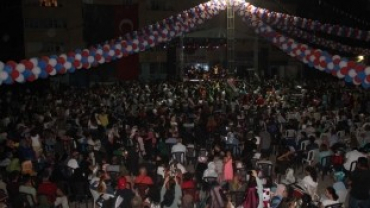 ÇEMİŞGEZEK 18.DUT VE PEYNİR FESTİVALİ COŞKUYLA KUTLANDI